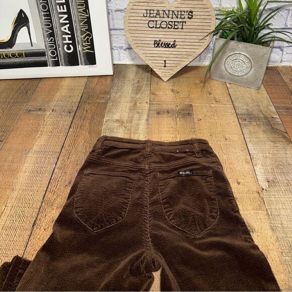 Rolla's
East Coast Flare Corduroy High Rise Jeans - Picture 13 of 15